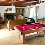 6bed-sleeps12-groupretreat-yogastudio-petfriendly Holiday home Feugeres