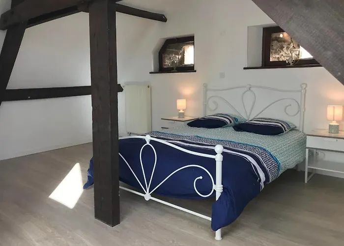 Sleeps14- 5acres- Petfriendly- Neartonormandycoast Holiday home *